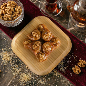 باقلوای مدل گردویی